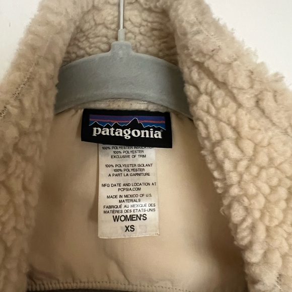 Patagonia Cream Sherpa Vestibule - Picture 4 of 5